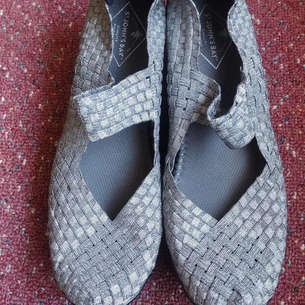 St. John's Bay Women's Silver Woven Shoes